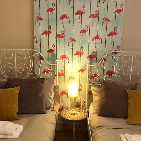 Exclusive In A Beautiful - Big Grups Apartment